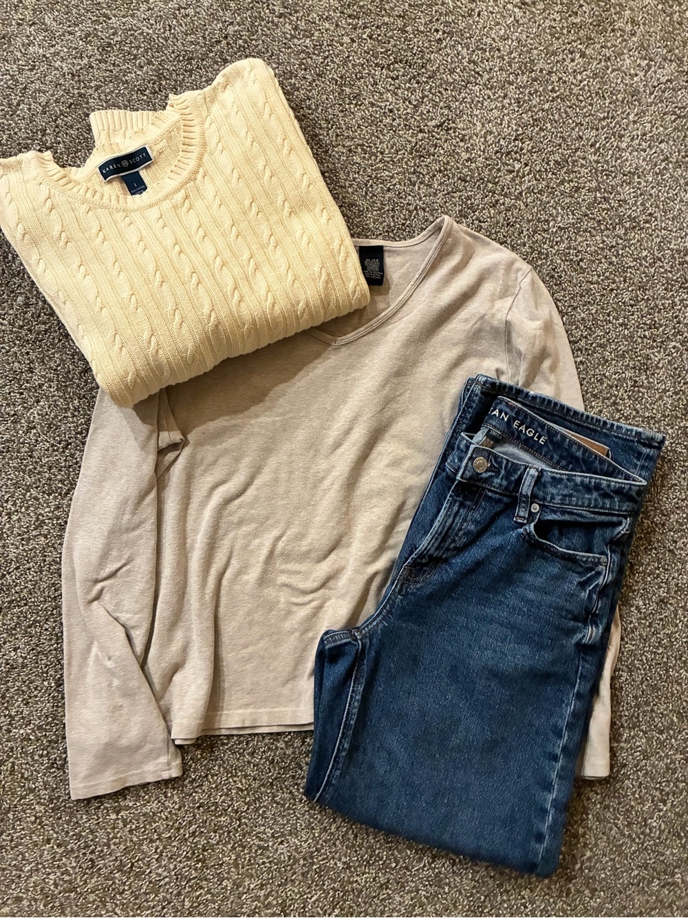 Sonoma Stretch V-Neck Tee in Light Beige